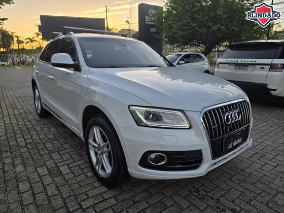 AUDI Q5 2.0 TFSI AMBIENTE 16V 225CV GASOLINA 4P AUTOMÁTICO AUDI Q5 2.0 TFSI AMBIENTE 16V 225CV GASOLINA 4P AUTOMÁTICO